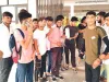 स्टाफ की कमी से नाराज छात्र छात्राओं ने किया प्रदर्शन 