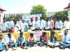एनएसयूआई ने मनाया बेरोजगार दिवस, जूते पॉलिश किए