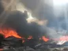 ढाका में आग से 100 झुग्गियां जलकर खाक