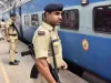 आरपीएफ ने यात्रियों को 14 करोड़ रु के खोये हुए सामान लौटाये