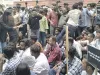 जोधपुर गैंगरेप मामला : जेएनवीयू के बाहर छात्रों का प्रदर्शन, पुलिस आयुक्त को सौंपा ज्ञापन