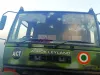 कश्मीर में वायुसेना के काफिले पर आतंकी हमला, एक जवान शहीद