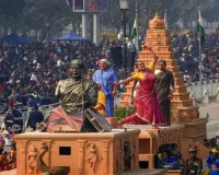गणतंत्र दिवस की झांकियों में दिखा जांबाजों का अदम्य शौर्य, लोक कलाओं, और सांस्कृतिक परंपराओं का अनोखा संगम