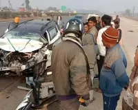 बिहार में कार की ट्रक से टक्कर में 2 लोगों की मौत