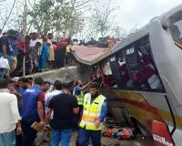 बंगलादेश में बस हादसे में 17 की मौत, 25 घायल