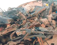 श्रीगंगानगर से गुजरात जा रही कार ट्रक में घुसी, 5 की मौत