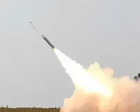 ईरानी मिसाइलों ने दो इजरायली हवाई अड्डों पर हमला किया