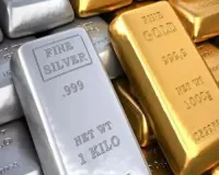 सोना और चांदी धड़ाम, चांदी 2000 रुपए सस्ती और सोना 1400 रुपए टूटा