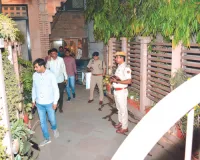 ऑफिस में घुस महिला कर्मचारी से लूट ले गए 15 लाख रुपए 