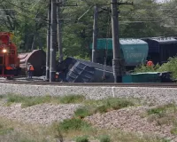 रूस में पटरी से उतरे यात्री ट्रेन के 9 डिब्बे, 20 लोग घायल
