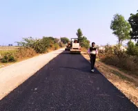 असर खबर का - दो साल से अधूरी सड़क का डामरीकरण शुरू