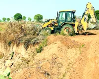 30 बीघा कृषि भूमि से दो अवैध कॉलोनियां ध्वस्त