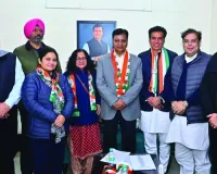 दिल्ली : नेताओं का पार्टी बदलने का सिलसिला शुरू, कांग्रेस में शामिल हुए आप नेता पठानिया और मोनिका