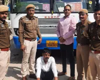 ऑपरेशन क्लीन स्वीप के तहत सिंधीकैंप थाना पुलिस की कार्रवाई : रोडवेज बस चालक से स्मैक बरामद, बस भी की जब्त; फोन में मिली नशीले पदार्थों से संबंधित बातचीत की रिकॉर्डिंग  