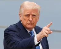 वेनेजुएला में हमले पर अभी कोई फैसला नहीं, ट्रम्प ने कहा- अमेरिका ने की है हवाई कार्रवाई 