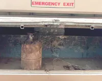 जयपुर आरटीओ द्वितीय की टीम ने पांच बसों को किया बंद : जैसलमेर घटना के बाद भी नहीं सुधरे हालात, अग्निशमन यंत्र की जगह लगा रखा था एलपीजी सिलेंडर