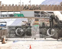 पाकिस्तान में मचा हाहाकार! अफगानिस्तान बॉर्डर बंद होने से टमाटर, लहसुन और प्याज के दाम छूने लगे आसमान