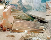 कोटा उत्तर वार्ड 5 - मोहन टॉकीज रोड पर खतरा बने खुले चैंबर, ऊंचे स्पीड ब्रेकर से बढ़ा वाहन चालकों का संकट