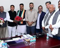 अंता विधानसभा उपचुनाव : नवनिर्वाचित कांग्रेस विधायक प्रमोद भैया जैन को देवनानी ने दिलाई शपथ, बधाई देते हुए जताई उम्मीद