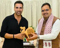 भजनलाल शर्मा से फ़िल्म अभिनेता अक्षय कुमार ने की मुलाकात, राजस्थान में फिल्म इंडस्ट्री विकसित करने को लेकर चर्चा 