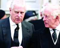 अवैध यौन संबंध मामले में प्रिंस एंड्रयू के खिलाफ बड़ी कार्रवाई : किंग चार्ल्स ने अपने छोटे भाई को घर से निकाला, सभी खिताब भी छीने