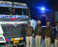 पुलिस की बड़ी कार्रवाई : ट्रक से डेढ़ करोड़ की अवैध शराब बरामद, चालक फरार