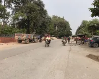  असर खबर का - दुकानदारों ने हटाए रेती-गिट्टी के ढेर