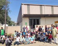 Jaipur Road Accident : लोहा मंडी हादसे में युवक की मौत पर परिजनों का धरना, 10 लाख रुपए मुआवजे की मांग