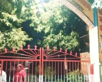 कस्तूरबा गांधी आवासीय विद्यालय : 4 बालिकाएं दीवार फांदकर फरार, पैदल जाती मिलीं