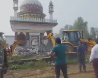 हरिद्वार में प्रशासन की बड़ी कार्रवाई, अवैध मकबरा ध्वस्त