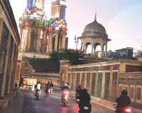 असर खबर का - रोशनी से जगमगाया टावर ऑफ लिबर्टी, केडीए ने सही करवाई लाइटें