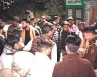 दरगाह के निकट मिला मृत गोवंश, हिन्दू संगठनों का हंगामा, आरोप- दरगाह में घुसने पर लाठी से मारा, जिससे हुई मौत 