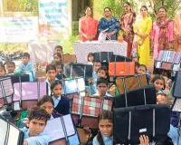 नवाचार : कचरे से बनाए स्कूली बैग, चप्पलें और मेट, 2 साल में 4 हजार से ज्यादा बच्चों को बांटे