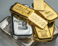 फिर नई ऊंचाई पर पहुंचे सोना और चांदी : चांदी 2800 रुपए और शुद्ध सोना 2700 रुपए महंगा, जानें क्या है भाव  