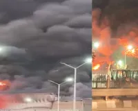 जेसीबी वर्कशॉप में लगी भीषण आग : भभका सर्विस सेन्टर, 100 से अधिक फायरमैन आग बुझाने में जुटे