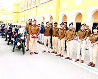 आमजन को जागरुक करने के लिए चलेगा सड़क सुरक्षा अभियान, कमिश्नर ने वाहन रैली को किया रवाना