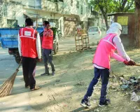 मुकुट चौधरी ने सफाई व्यवस्था का किया निरीक्षण, कचरे को हटाकर क्षेत्र को कराया साफ