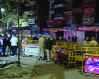 चौमूं में मस्जिद के बाहर रेलिंग लगाने पर बवाल : पथराव में 6 पुलिसकर्मी घायल, आंसू गैस से किए हालात काबू 