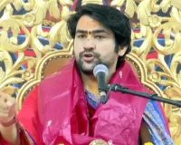 कोलकाता में बाबरी मस्जिद विवाद पर भड़के बागेश्वर बाबा, बोलें-''सनातनी चाहिए, तनातनी नहीं''