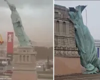 पहले झुकी और अगले ही पल चूमने लगी जमीन, तेज हवा से तिनके की तरह उड़ गई स्टैच्यू ऑफ लिबर्टी की रेप्लिका, मूर्ति के गिरते ही मची भगदड़