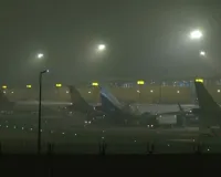 दिल्ली एनसीआर में घने कोहरे का कहर, आज भी 150 से ज्यादा उड़ानें रद्द, 200 से अधिक के समय में बदलाव