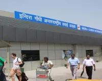 दिल्ली हवाई अड्डे पर 60 से अधिक उड़ानें रद्द : एयरपोर्ट ने बताया- उड़ानों के परिचालन में हो रहा सुधार