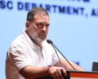 राहुल गांधी ने अनुसूचित जाति विभाग के पदाधिकारियों के साथ की बैठक : संगठन को मजबूत बनाने पर की चर्चा, वोट चोर गद्दी छोड़ रैली की रणनीति को लेकर भी की बात 