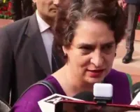 ''संचार साथी'' ऐप पर प्रियंका गांधी का केंद्र सरकार पर बड़ा हमला, देश को नॉर्थ कोरिया बनाने का लगाया आरोप