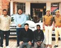 दो कारों से 1.08 करोड़ रुपए का गांजा बरामद :  दो तस्कर गिरफ्तार, कारों की विंड स्क्रीन पर लगा था वकील का लोगो 