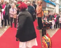 राजस्थानी लोक गीतों पर थिरके पावणें : नए साल के पहले दिन अमेरिका, ब्रिटेन, स्विट्जरलैंड और कनाडा के पर्यटकों को लेकर शाही ट्रेन पहुंची जयपुर 