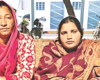 दो महिला तस्कर गिरफ्तार : 17 किलो 590 ग्राम डोडा चूरा बरामद, मूंगफली के छिलके पीसकर करती थी मिलावट 