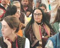 जयपुर लिटरेचर फेस्टिवल 2026 : साहित्य संग फैशन का दिखा जलवा, विश्वनाथन आनंद से लेकर स्टीफन फ्राय की शब्द-कला