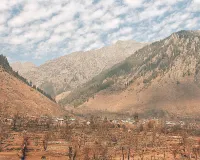 जम्मू-कश्मीर में भारी बर्फबारी न होने से बढ़ी चिंता : गर्मियों में होगी बहुत दिक्कत, जल संकट का भी मंडराया खतरा 