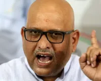 स्वामी अविमुक्तेश्वरानंद को नोटिस जारी होने पर कांग्रेस ने केंद्र सरकार पर साधा निशाना, बताया-सनातन परंपरा का अपमान